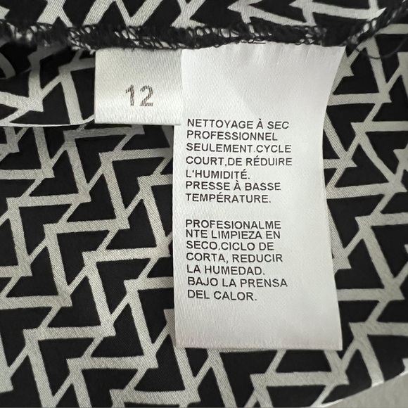 DONCASTER COLLECTION SILK BLOUSE 12 FLOWY OFFICE TRAVEL ELEGANT GEOMETRIC CHIC - Picture 12 of 12